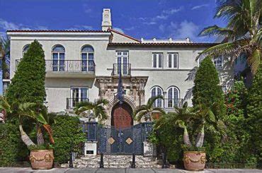 versace mansion australia|who owns the Versace mansion.